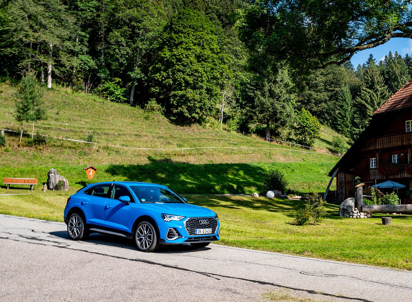 2020 Audi Q3 Sportback (Color: Turbo Blue) Front Three-Quarter Wallpapers #190 of 285