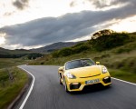 2020 Porsche 718 Spyder (Color: Racing Yellow) Front Wallpapers 150x120 (27)