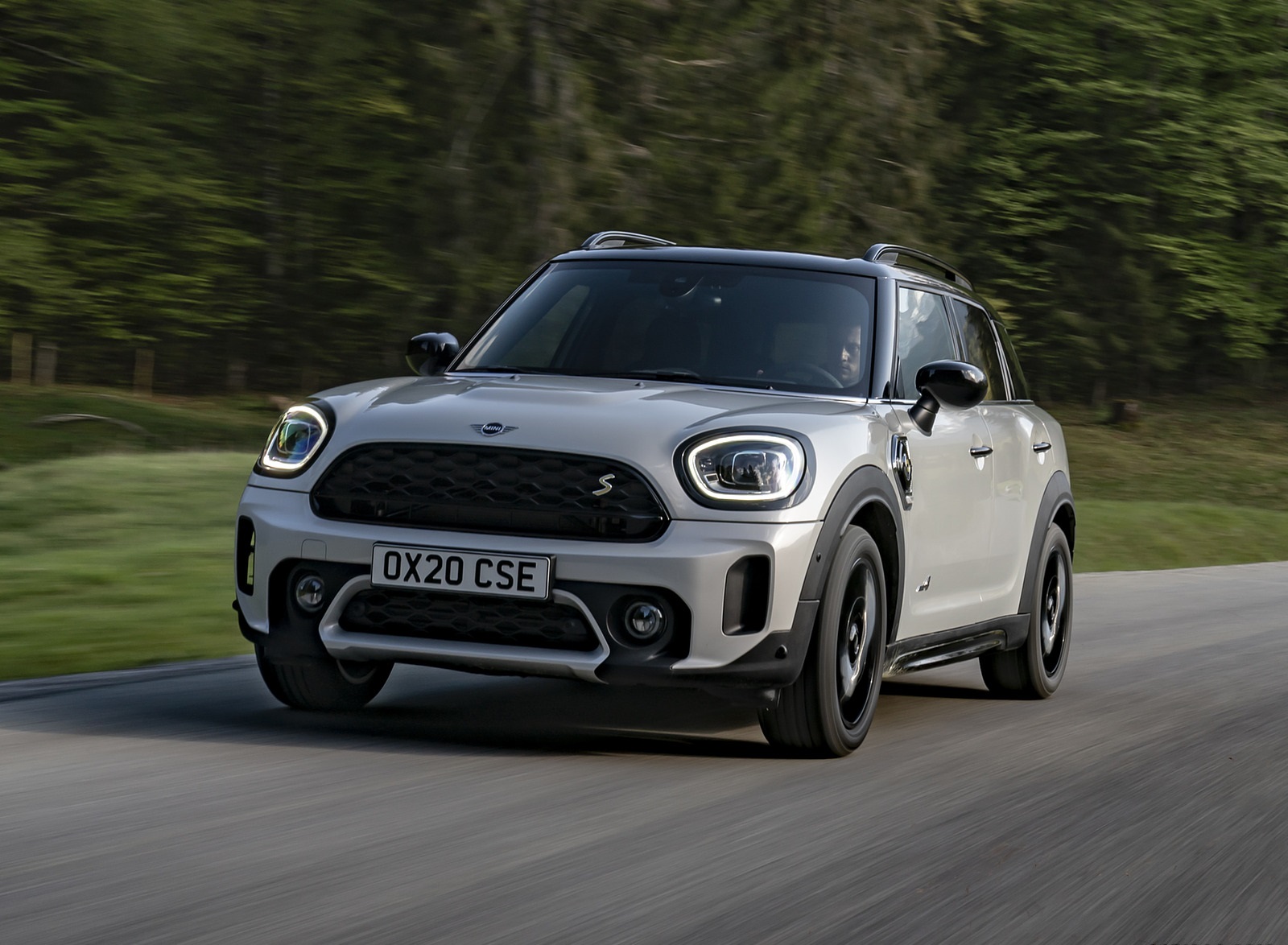 2021 MINI Countryman SE ALL4 Plug-In Hybrid Front Wallpapers (1)